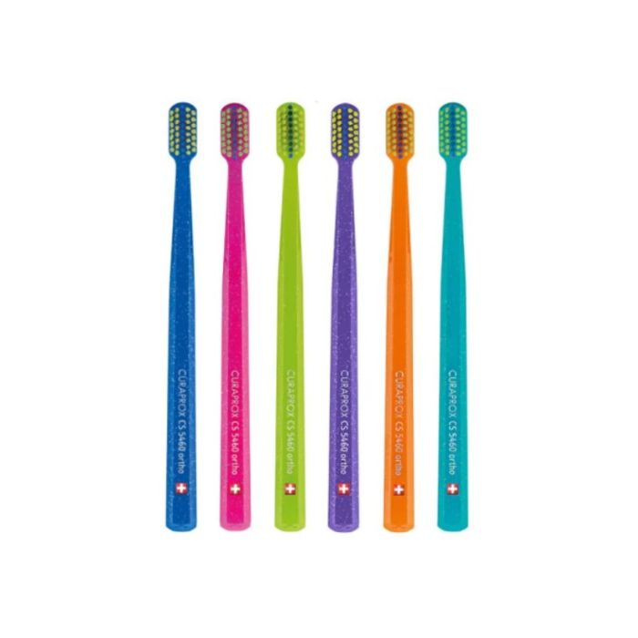 Curaprox Escova de Dentes Ortho, 5460 Ultra Soft